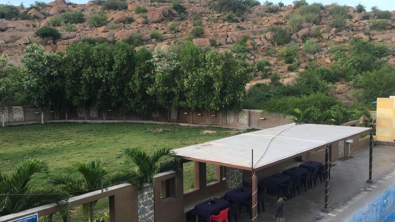 3Season Resort 亨比 外观 照片